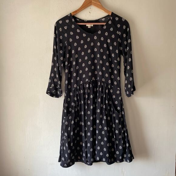 Garnet Hill Bohemian Floral Pocket Dress SZ 2 Drop Waist  Casual Chic Minimalist - Picture 2 of 10